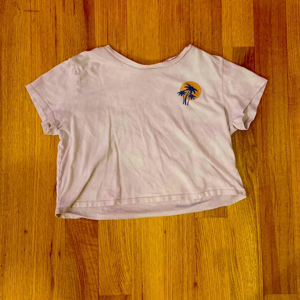 Pura vida “Be kind. Do good. Live free.” Purple cropped top.